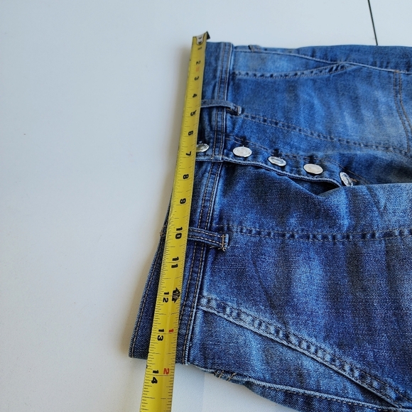Wallflower Flirty Curvy High Rise Shorty Short Denim Button Blue Stretch Sz 3 - Picture 8 of 9